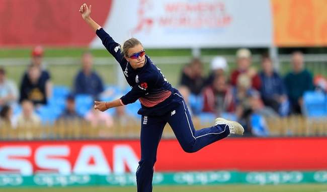 spinner-alex-hurtley-was-inducted-into-england-women-t20-team