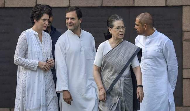 rahul-gandhi-wants-to-cast-priyanka-gandhi-in-the-electoral-fray