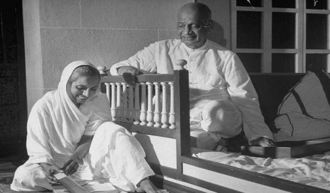 sardar-patel-biography-book-will-be-made-on-the-web-series