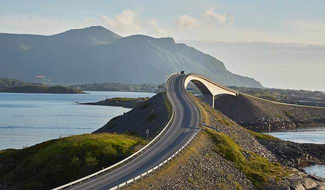 dangerous-twist-and-adventurous-these-are-the-3-famous-highways-of-the-world