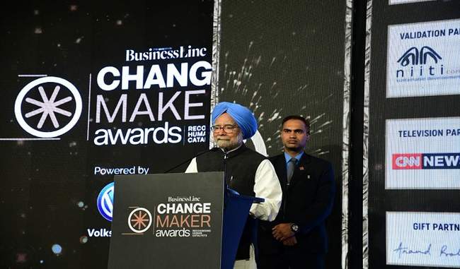 faith-in-government-and-business-world-says-manmohan-singh