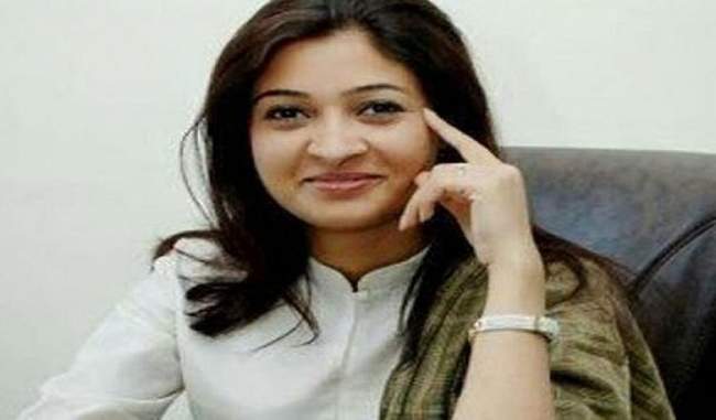 it-will-be-an-honour-to-go-back-to-cong-says-aap-mla-alka-lamba