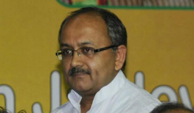 opposition-party-is-scared-of-modi-says-siddharth-nath-singh