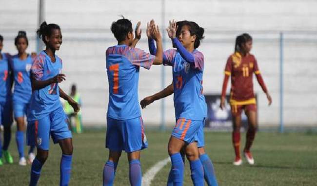 indian-women-football-team-defeated-sri-lanka-5-0-to-make-it-to-the-semi-finals