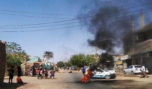 विस्फोट से सूडान में धातु का कबाड़ इकट्ठा करने वाले 8 बच्चे की हुई मौत
