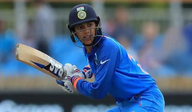 dont-think-it-is-right-time-to-experiment-says-smriti-mandhana