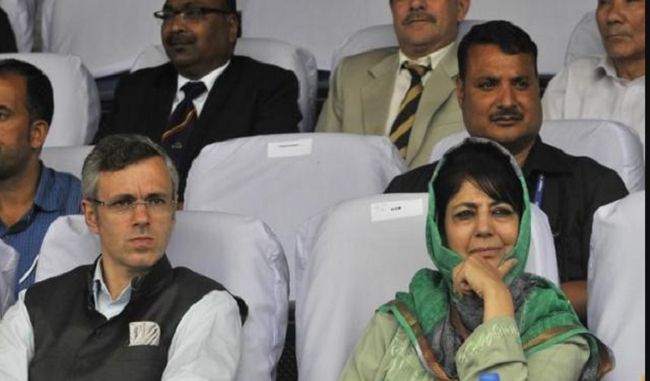 omar-and-mehbooba-welcome-congress-s-promise-to-amend-afspa
