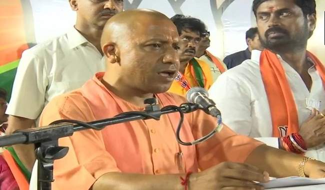 congress-and-regional-parties-in-andhra-pradesh-telangana-played-fiercely-with-people-s-feelings-says-yogi