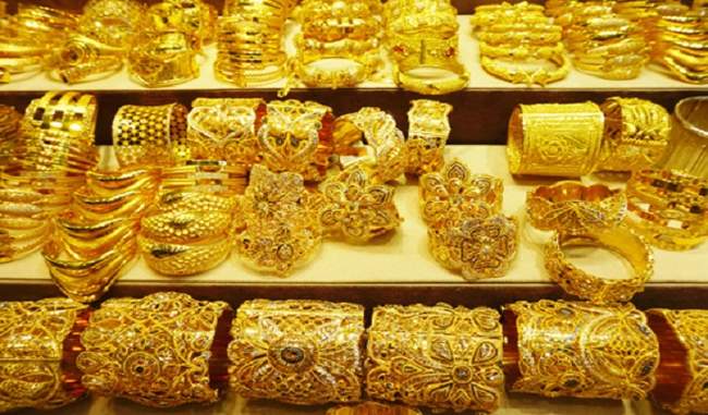 gold-crosses-rs-33000-silver-shine