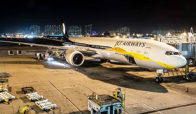 jet-airways-airways-meetings-with-banks-weekend-flies-to-domestic-routes-6-7-aircraft