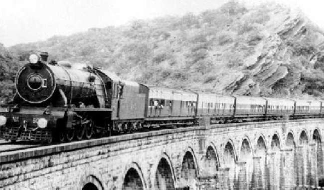 the-history-of-april-16-the-first-chhuk-chhuk-train-was-taken-between-bombay-and-thane