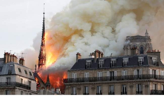 youtube-linked-notre-dame-fire-accidentally-with-9-11-attacks
