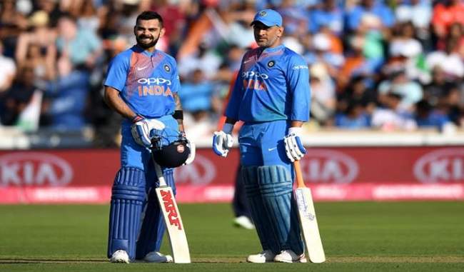 king-kohli-and-cool-dhoni-can-give-india-the-world-cup-srikkanth
