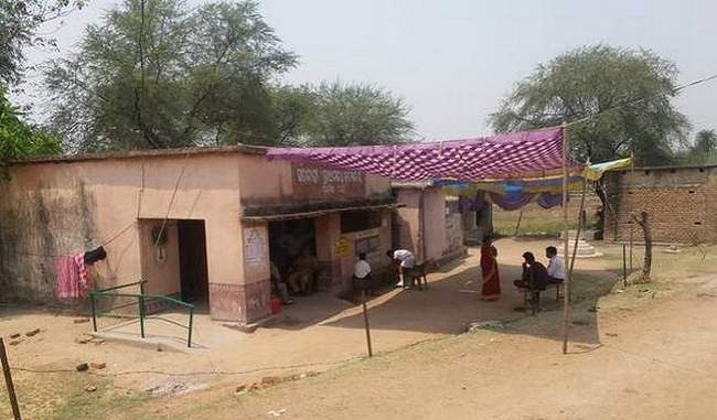 two-villages-in-gujarat-boycotted-voting-in-lok-sabha-elections