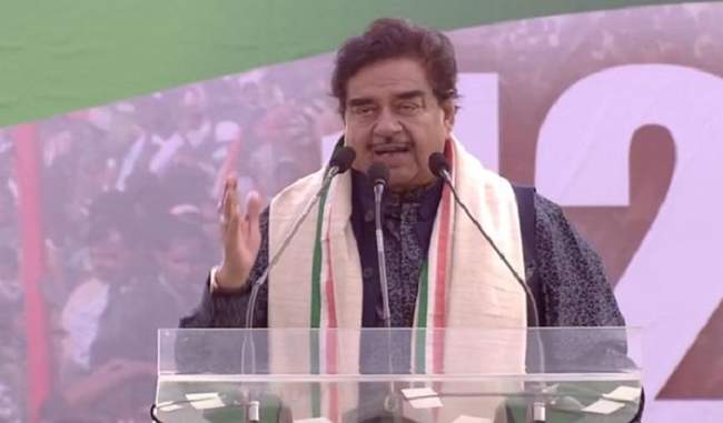 gst-broke-the-back-of-the-economy-shatrughan