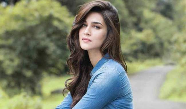 kriti-sanon-can-be-seen-in-a-movie-based-on-rent