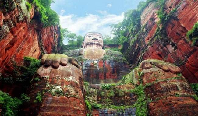 world-s-largest-buddha-statue-in-china-measuring-71-meter-reopens-to-tourists-after-six-months