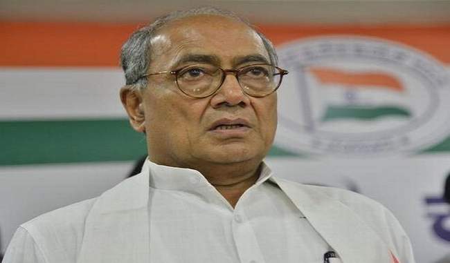 nearly-25-lakh-lic-agents-stopped-working-in-the-last-five-years-says-digvijay-singh