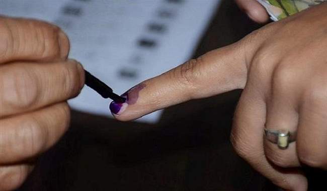 over-29-81-lakh-voters-to-decide-fate-of-24-candidates-in-srinagar-udhampur-tomorrow