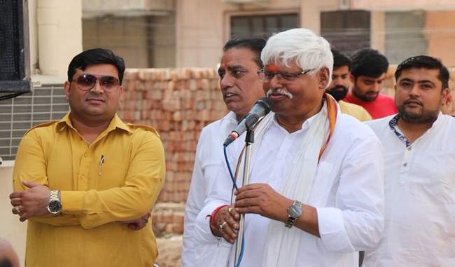 bjp-and-aap-failed-to-protect-women-in-delhi-says-mahabal-mishra