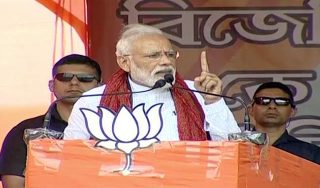pm-modi-speaking-at-a-public-meeting-in-cooch-behar-west-bengal