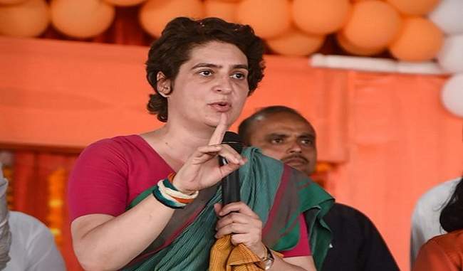 employees-under-bjp-rule-in-up-forced-to-commit-suicide-priyanka