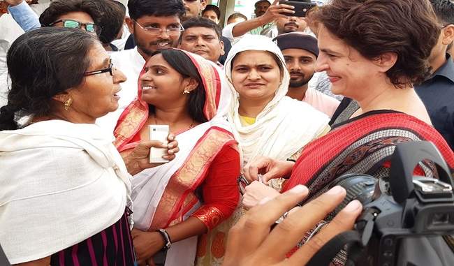 priyanka-discusses-election-strategy-from-workers