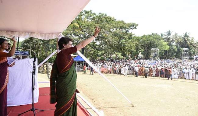 bjp-government-has-done-the-job-of-sharing-the-country-in-the-last-five-years-priyanka-gandhi