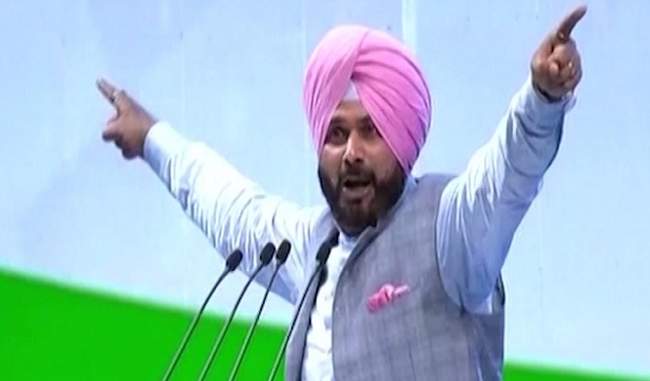 sidhu-accused-pm-of-being-anti-national
