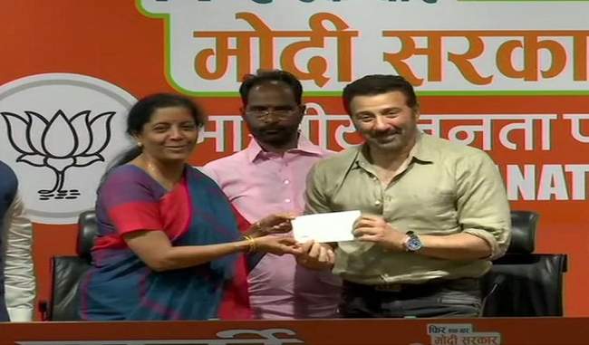 sunny-deol-s-heavy-arm-with-bjp