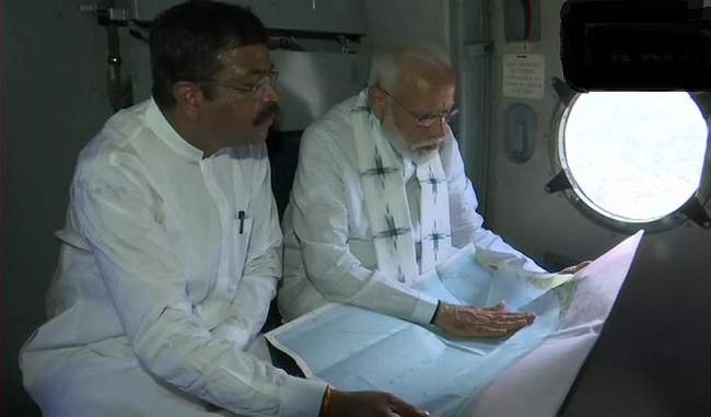 prime-minister-modi-conducts-aerial-survey-of-cyclone-affected-odisha
