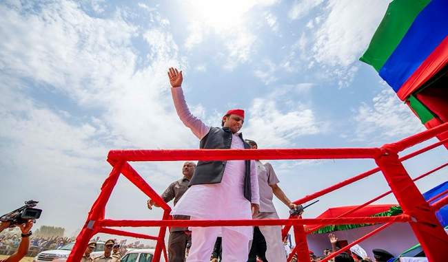 bjp-s-language-changed-with-enthusiasm-in-support-of-the-decision-of-the-maha-coalition-akhilesh