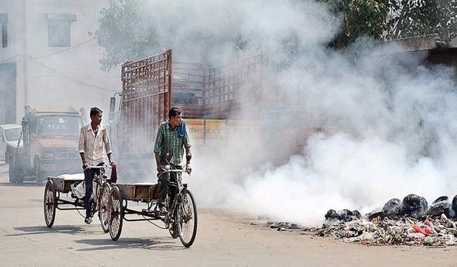 air-quality-in-severe-category-in-delhi-cpcb-convenes-emergency-meeting
