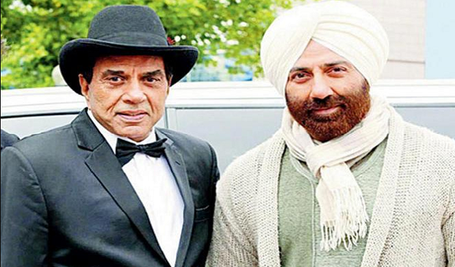 father-dharmendra-seeks-support-from-people-for-son-sunny-deol