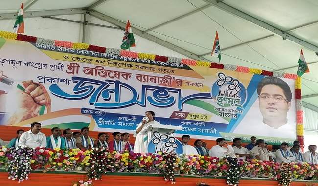 mamta-banerjee-told-voters-to-not-give-modi-a-single-vote