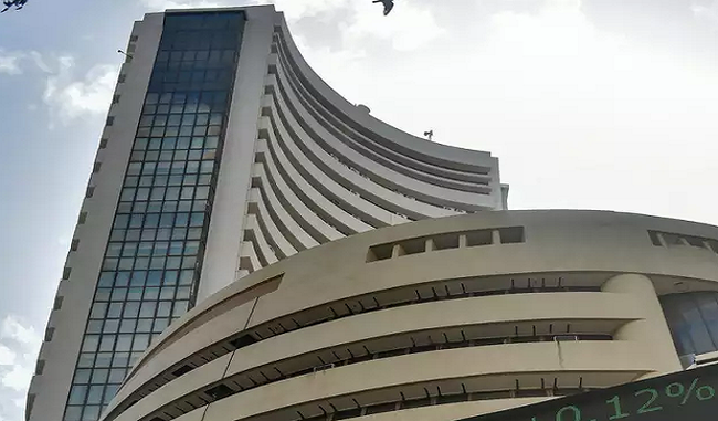 sensex-falls-for-the-ninth-straight-day-372-points-broken