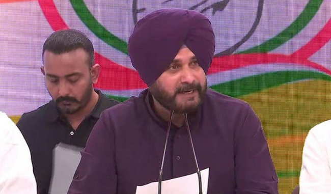 navjot-singh-sidhu-s-throat-turned-out-to-be-a-constant-speech
