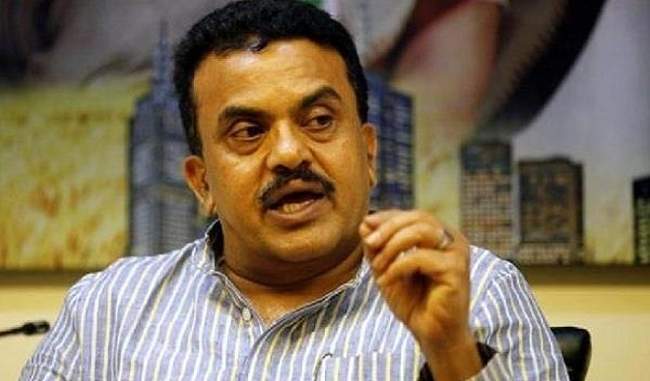 election-commission-sent-show-cause-notices-to-congress-leader-sanjay-nirupam