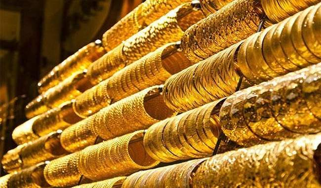 gold-rise-by-rs-70-to-rs-50-silver-recovers