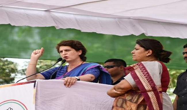 does-the-bjp-have-the-courage-to-clarify-the-stand-on-the-statement-of-intelligence-says-priyanka