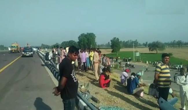 five-passengers-killed-19-wounded-bus-plunges-from-gurgaon-to-bihar