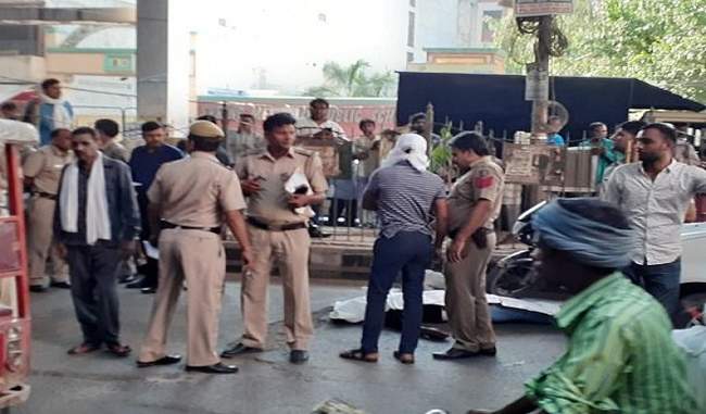 two-gangsters-die-in-the-firing-of-two-gang-near-dwarka-turning-station