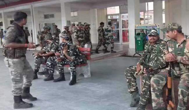 three-lakh-paramilitary-forces-2-million-policemen-were-deployed-for-lok-sabha-elections