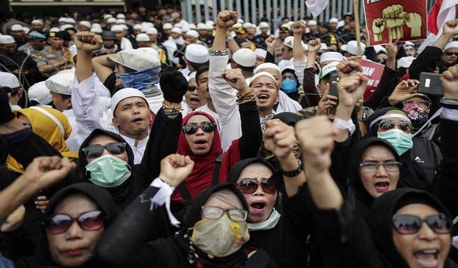 indonesian-government-imposed-restrictions-on-social-media-by-election-riots