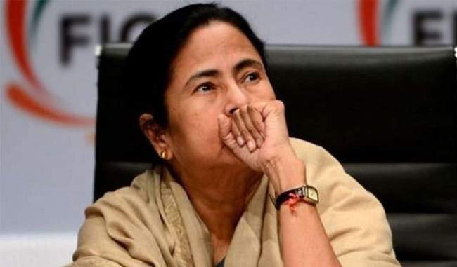 mamata-banerjee-fails-as-minister-and-chief-minister