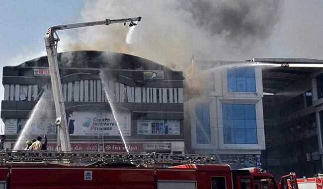 surat-fire-initial-investigation-found-fault-with-the-municipal-corporation-builder