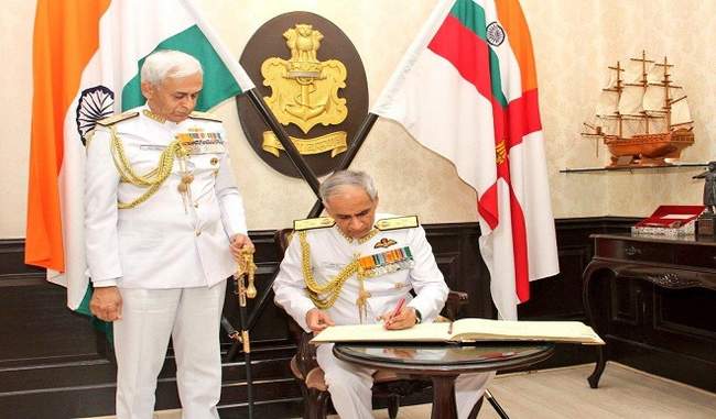 admiral-karambir-singh-took-charge-of-the-new-naval-chief