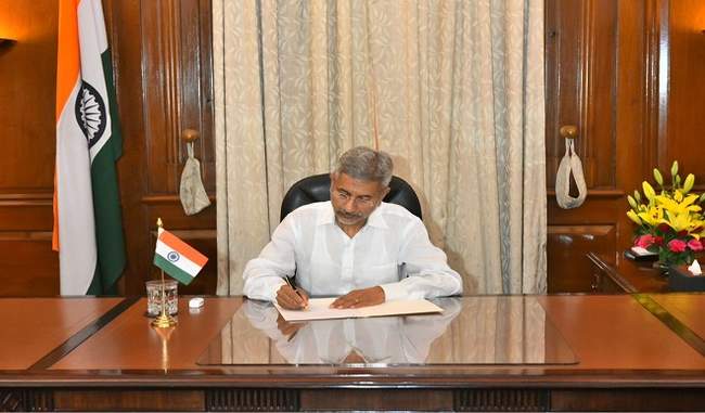 former-foreign-secretary-s-jaishankar-takes-charge-as-new-foreign-minister