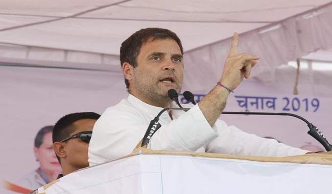 modi-is-in-the-forefront-of-anil-ambani-s-house-rahul
