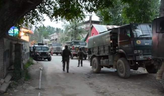 soldier-and-two-militants-killed-in-encounter-in-pulwama